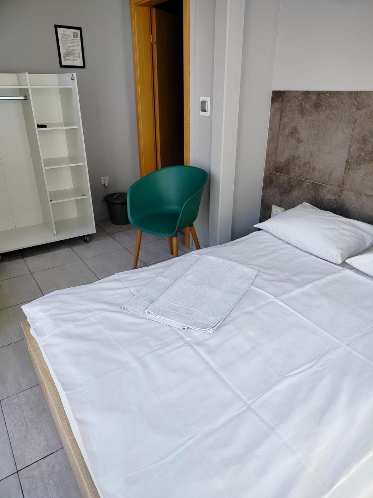 Minihostel Zary Exteriör bild